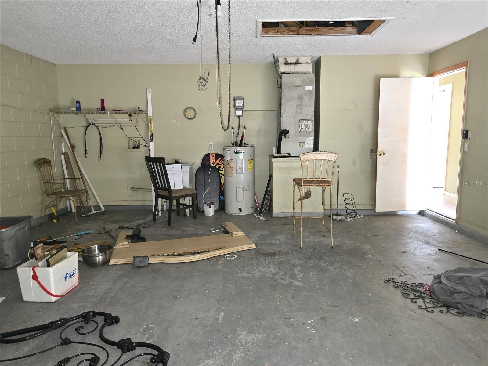 Image 13 of 34 For 8312 Fort Clinch Avenue