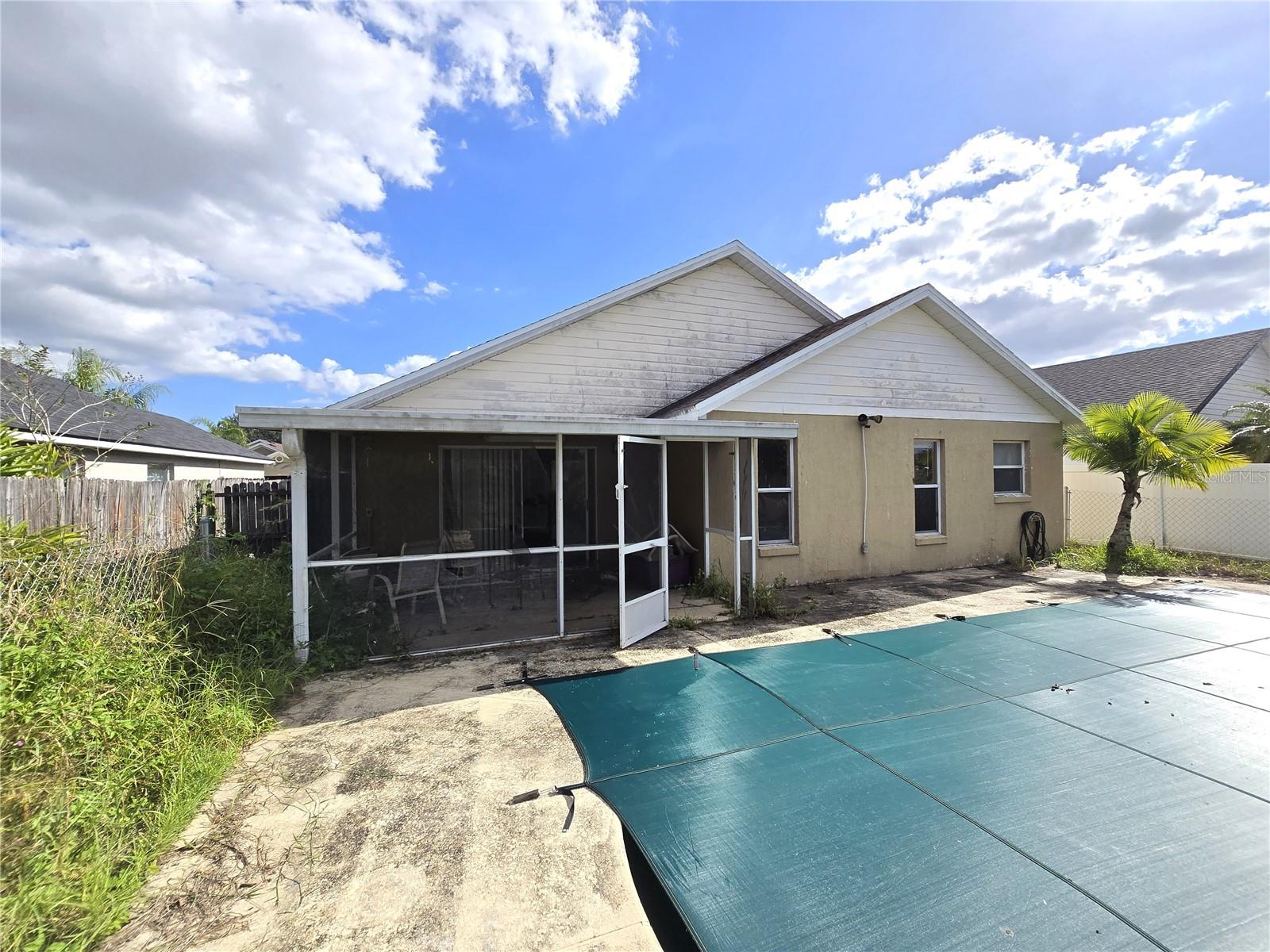 Image 21 of 34 For 8312 Fort Clinch Avenue