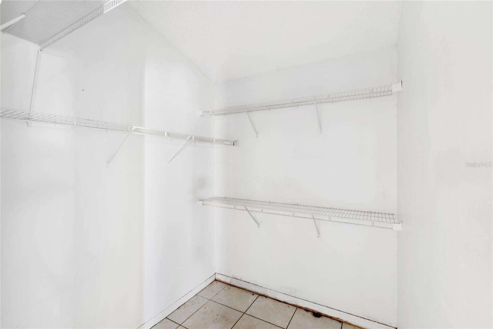 Image 26 of 34 For 8312 Fort Clinch Avenue