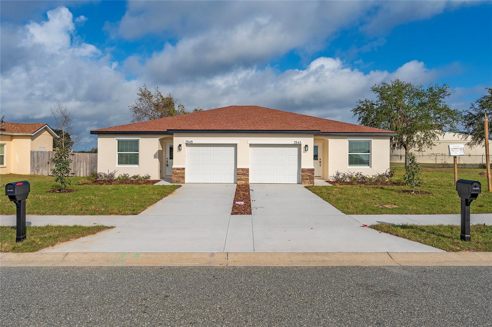 Image 3 of 16 For 2545 Slim Haywood Avenue