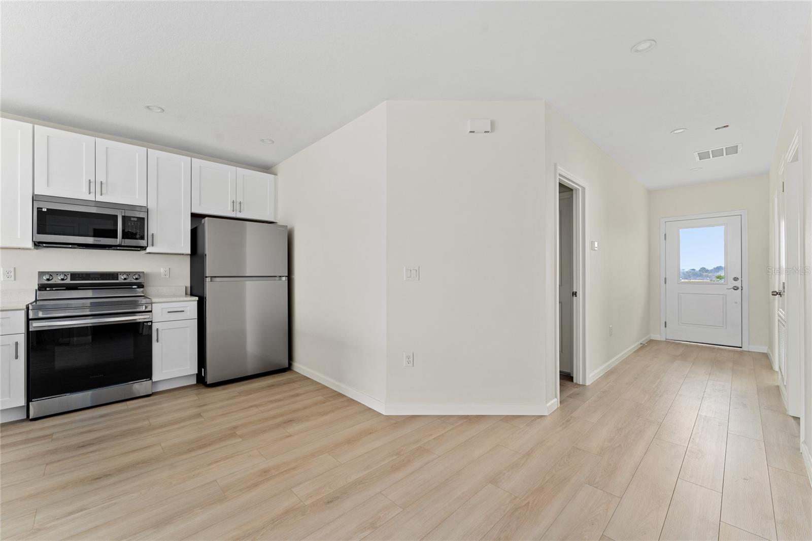 Image 4 of 16 For 2545 Slim Haywood Avenue