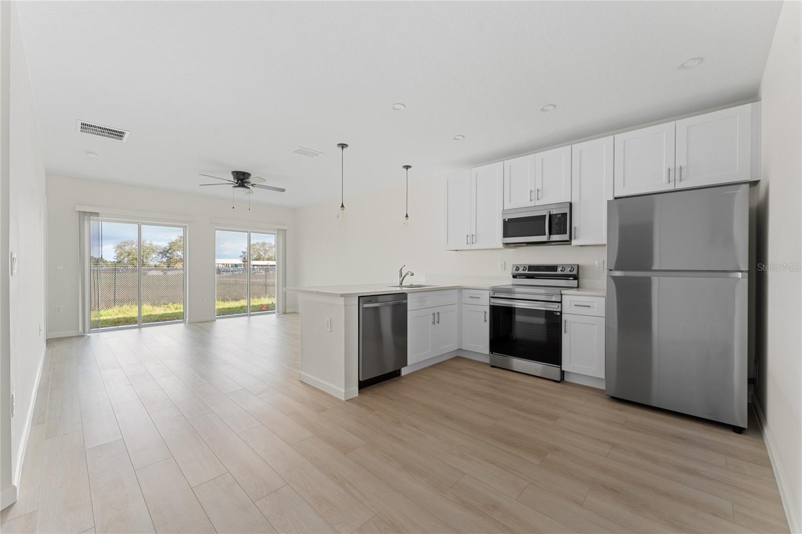 Image 5 of 16 For 2545 Slim Haywood Avenue