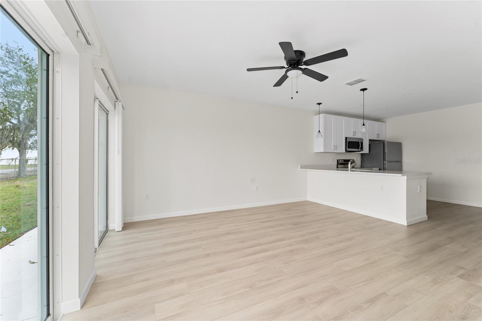 Image 7 of 16 For 2545 Slim Haywood Avenue