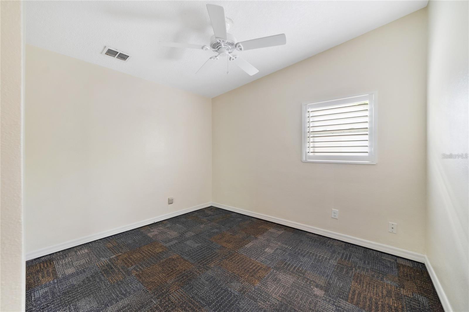 Image 20 of 40 For 33 Ortman Drive