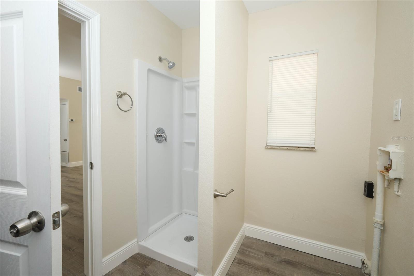 Image 12 of 38 For 5313 Bonnie Brae Circle