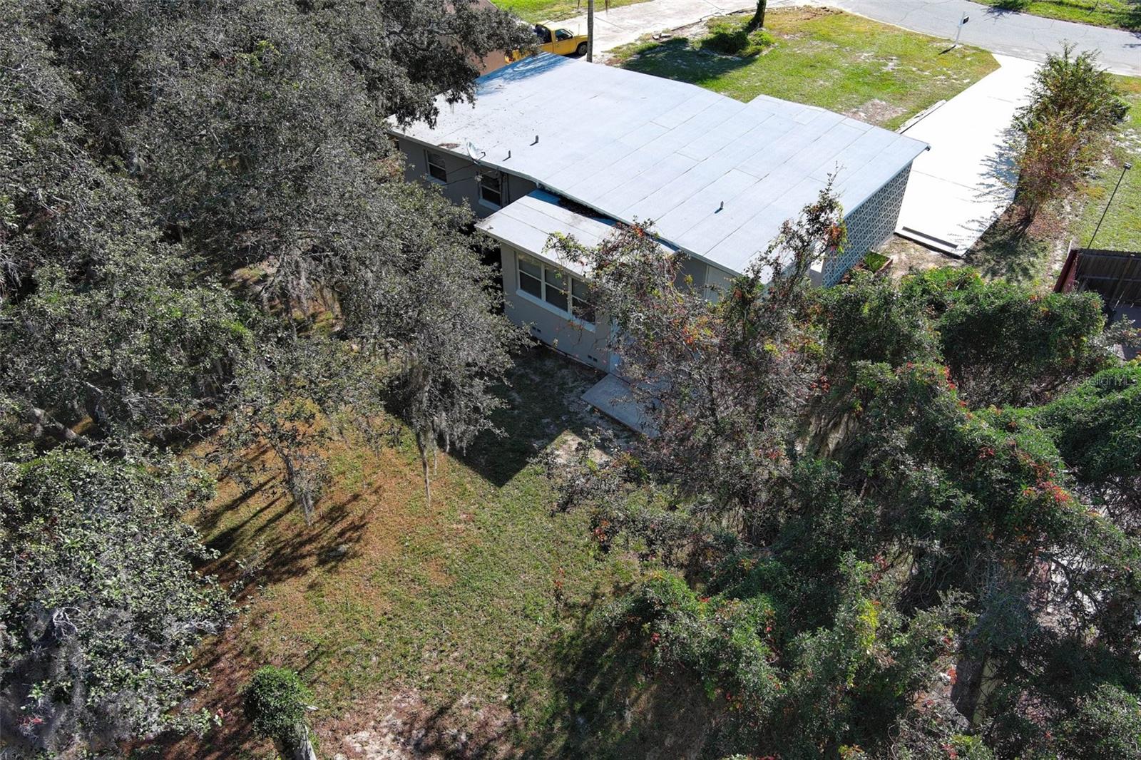 Image 30 of 38 For 5313 Bonnie Brae Circle