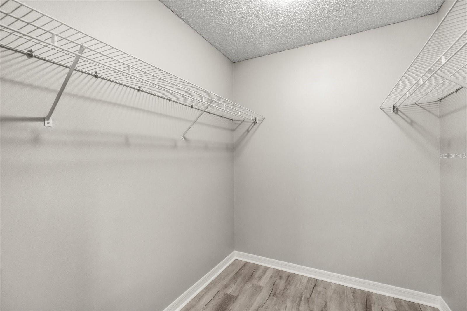 Image 16 of 32 For 6142 Wade Street