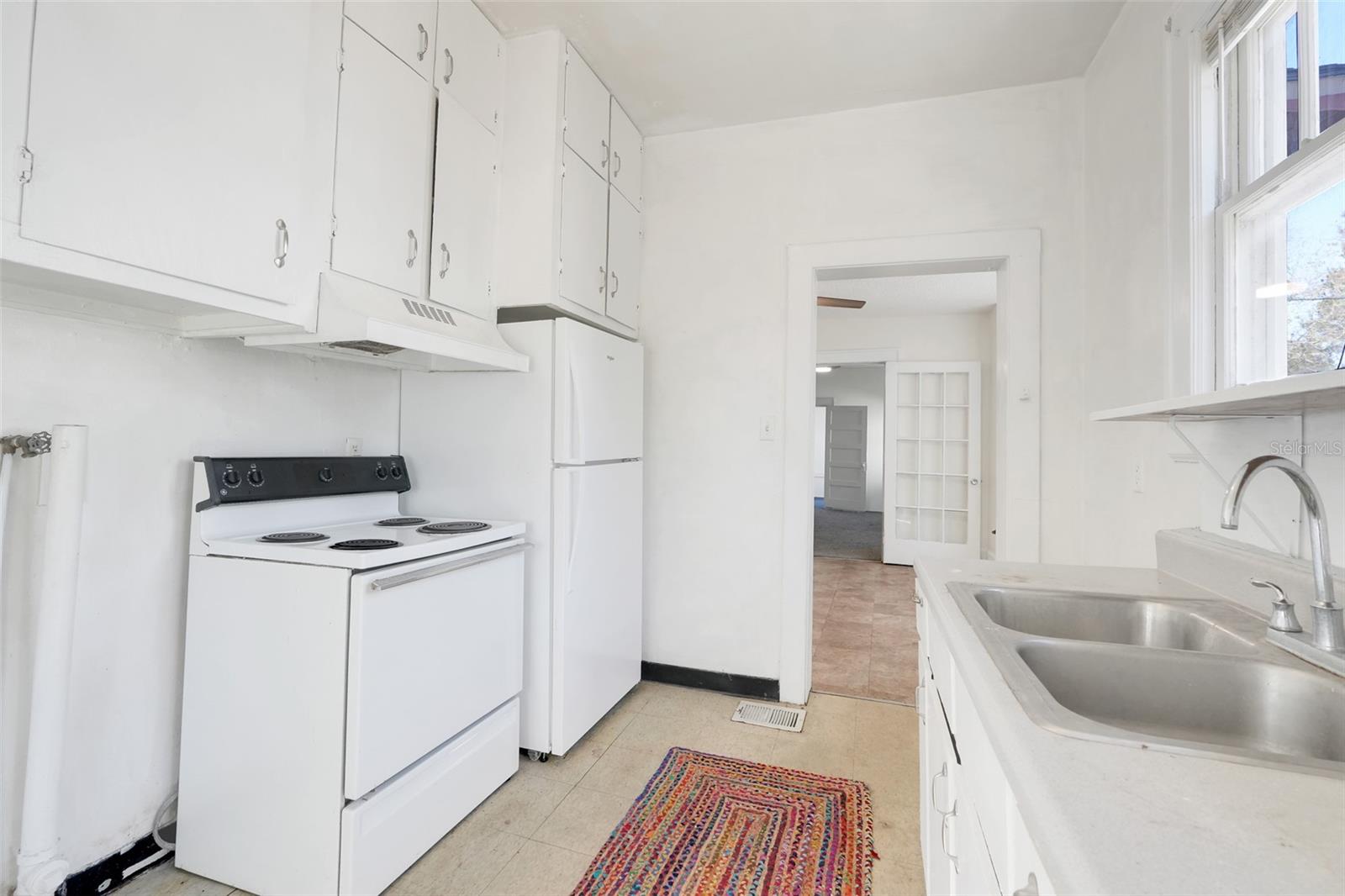 Image 11 of 50 For 225 Sans Souci Avenue