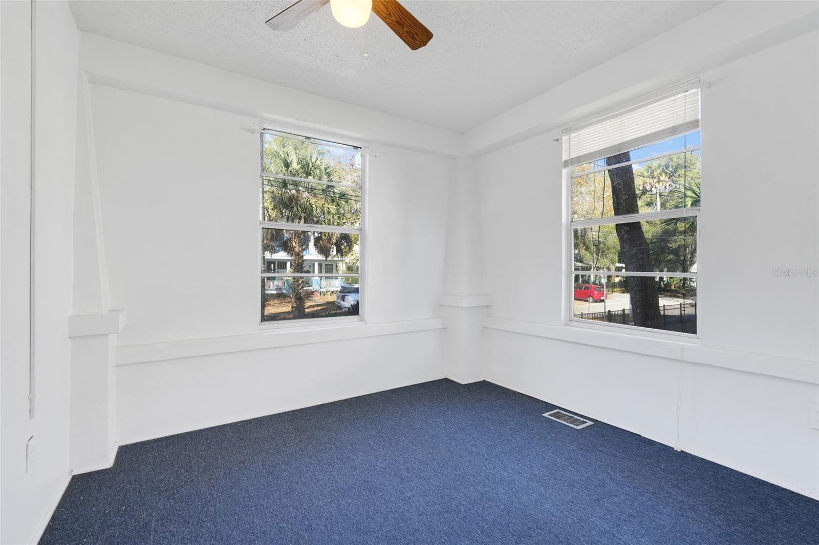 Image 14 of 50 For 225 Sans Souci Avenue