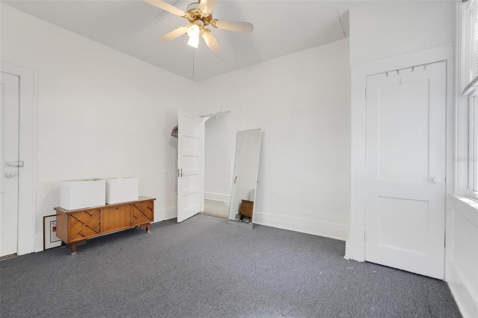 Image 18 of 50 For 225 Sans Souci Avenue