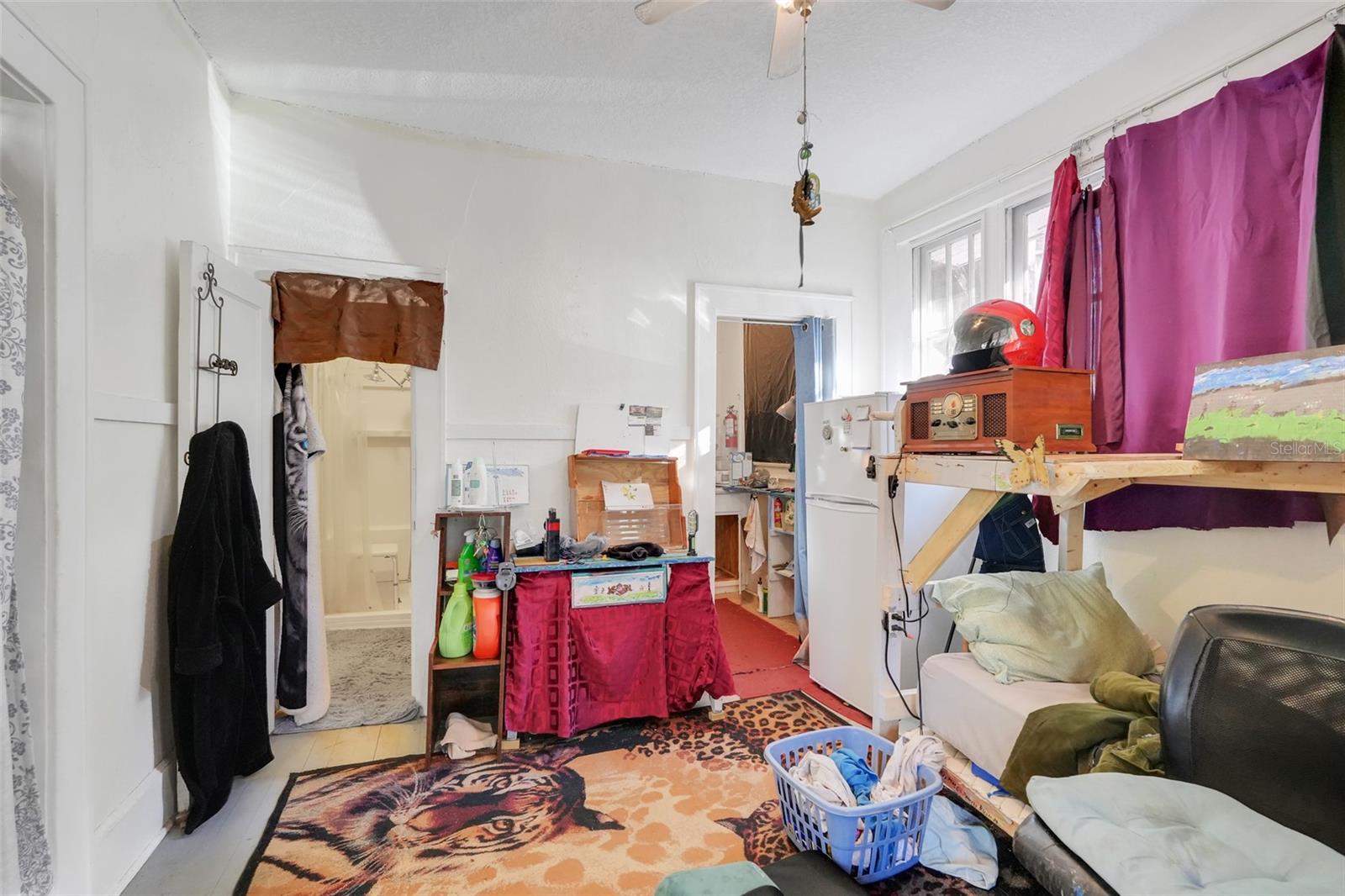 Image 20 of 50 For 225 Sans Souci Avenue