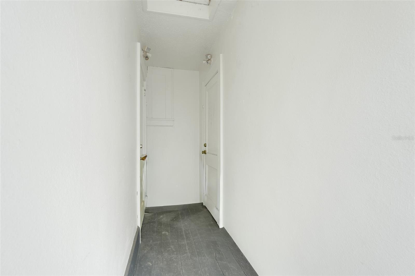 Image 36 of 50 For 225 Sans Souci Avenue