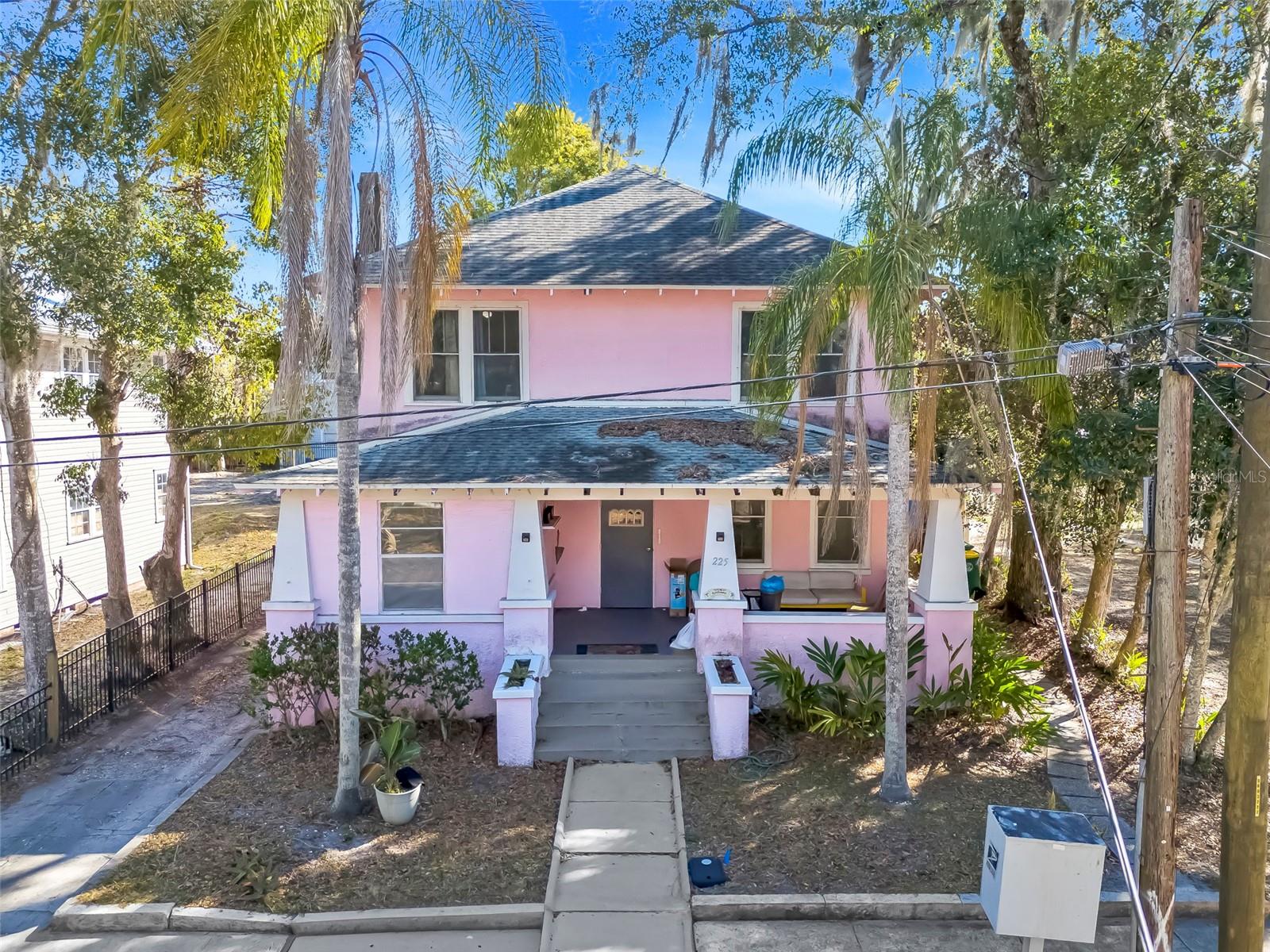 Image 4 of 50 For 225 Sans Souci Avenue