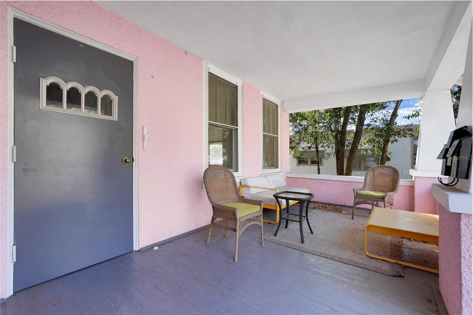 Image 5 of 50 For 225 Sans Souci Avenue