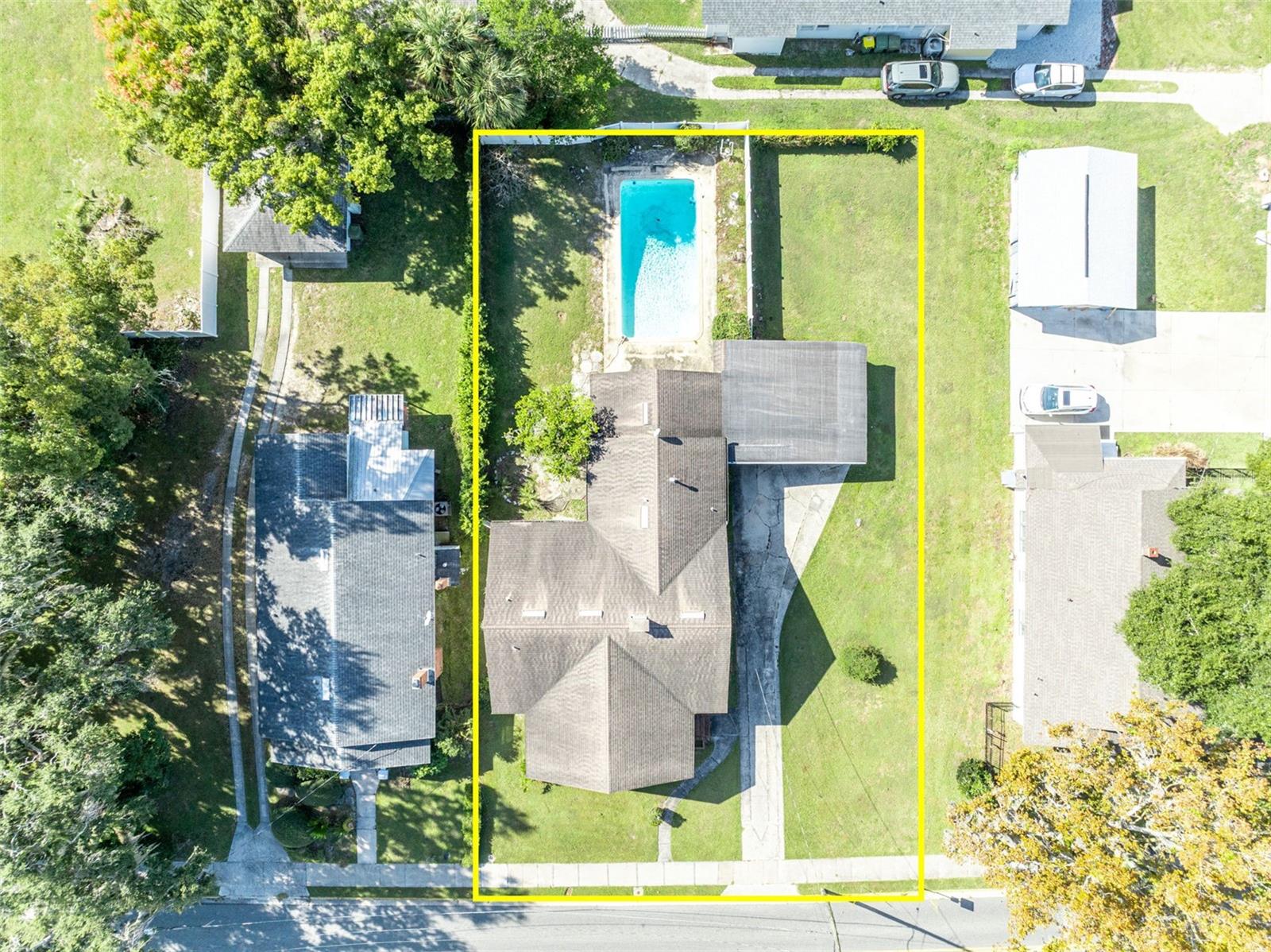 Image 26 of 31 For 207 Perkins Street