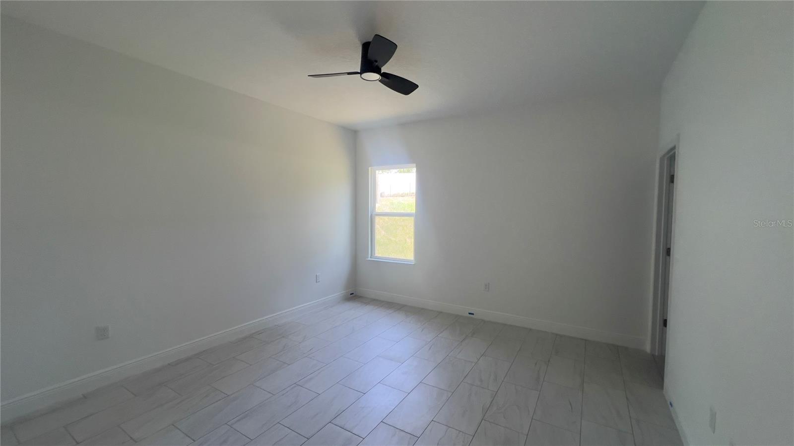 Image 30 of 35 For 3315 Montgomery Lane