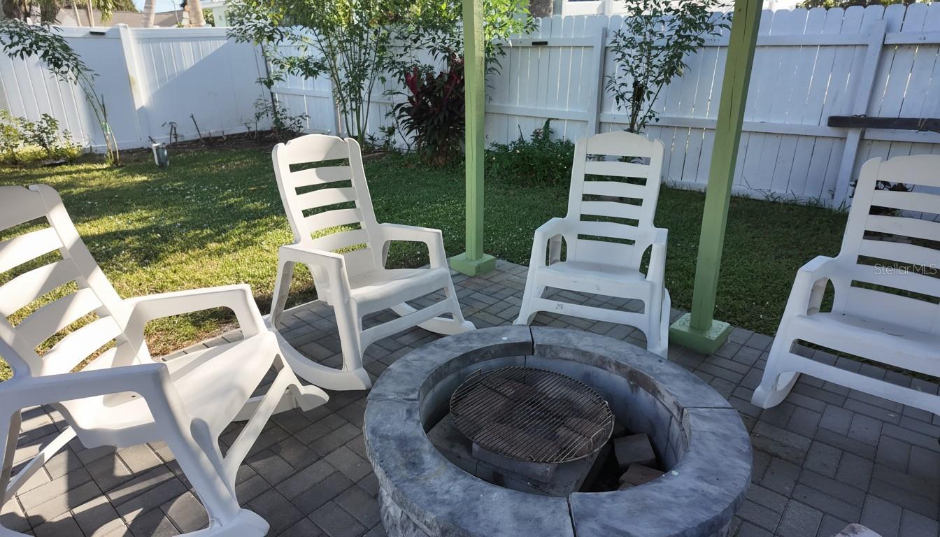 Image 16 of 18 For 4180 Pompano Road