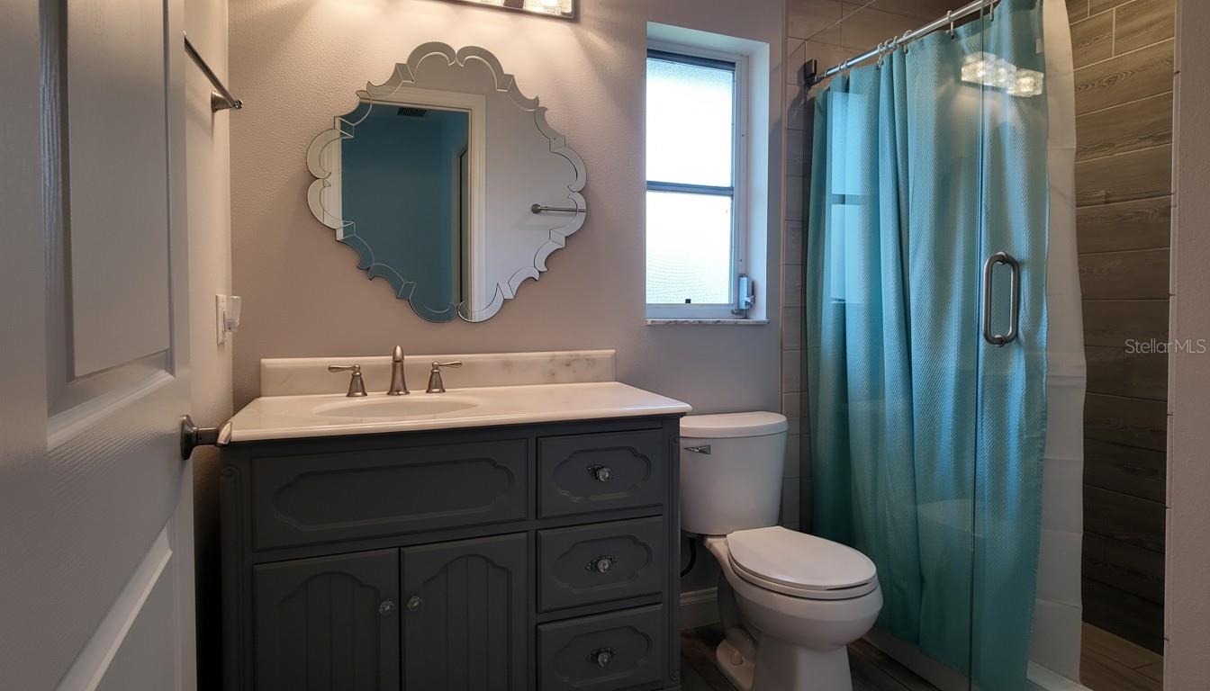 Image 8 of 18 For 4180 Pompano Road