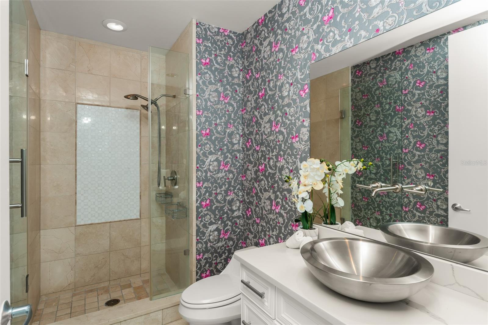 Image 30 of 58 For 150 Robinson Street 3504