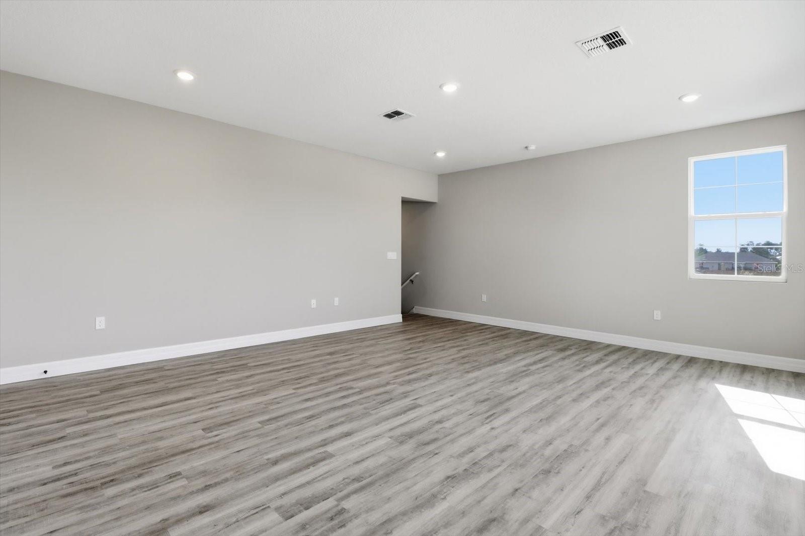 Image 30 of 41 For 4003 102nd Place