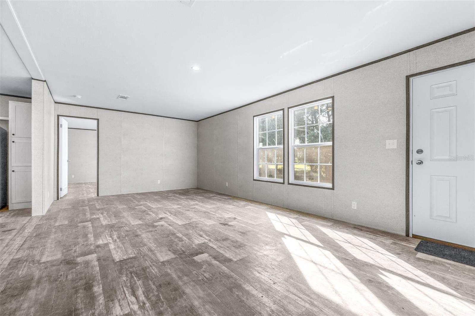 Image 6 of 29 For 892 124th Avenue