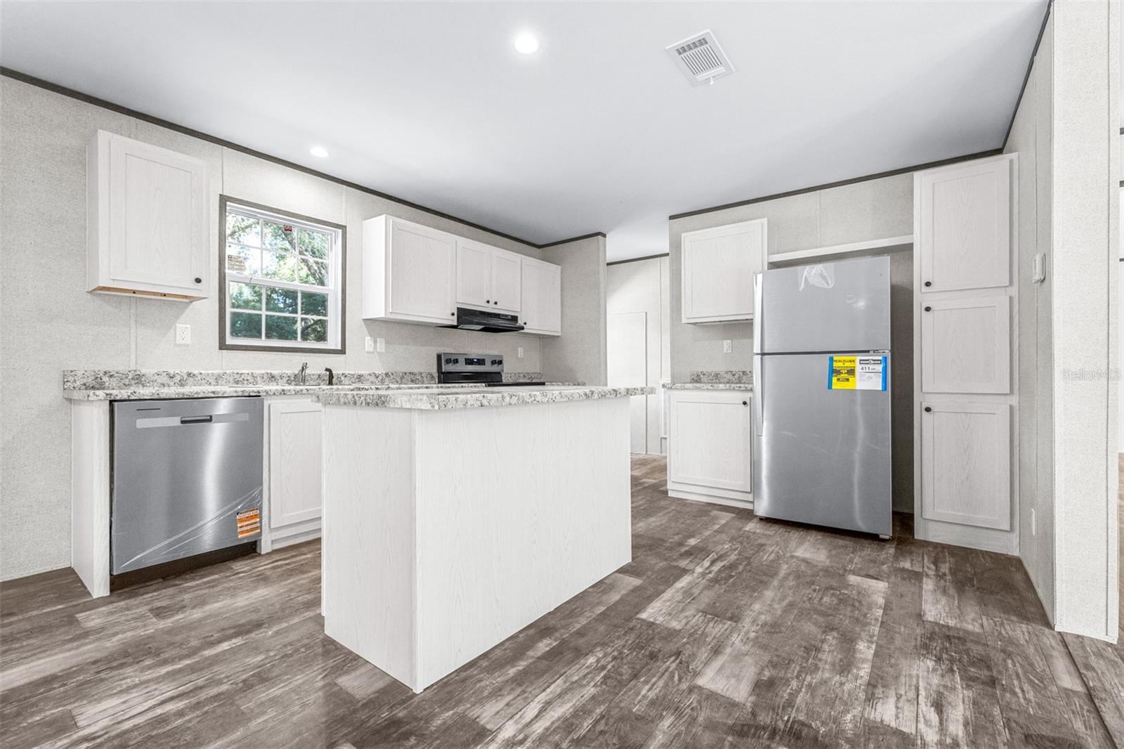 Image 8 of 29 For 892 124th Avenue