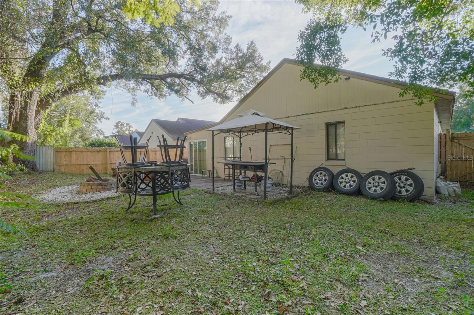 Image 21 of 23 For 137 River Chase Drive