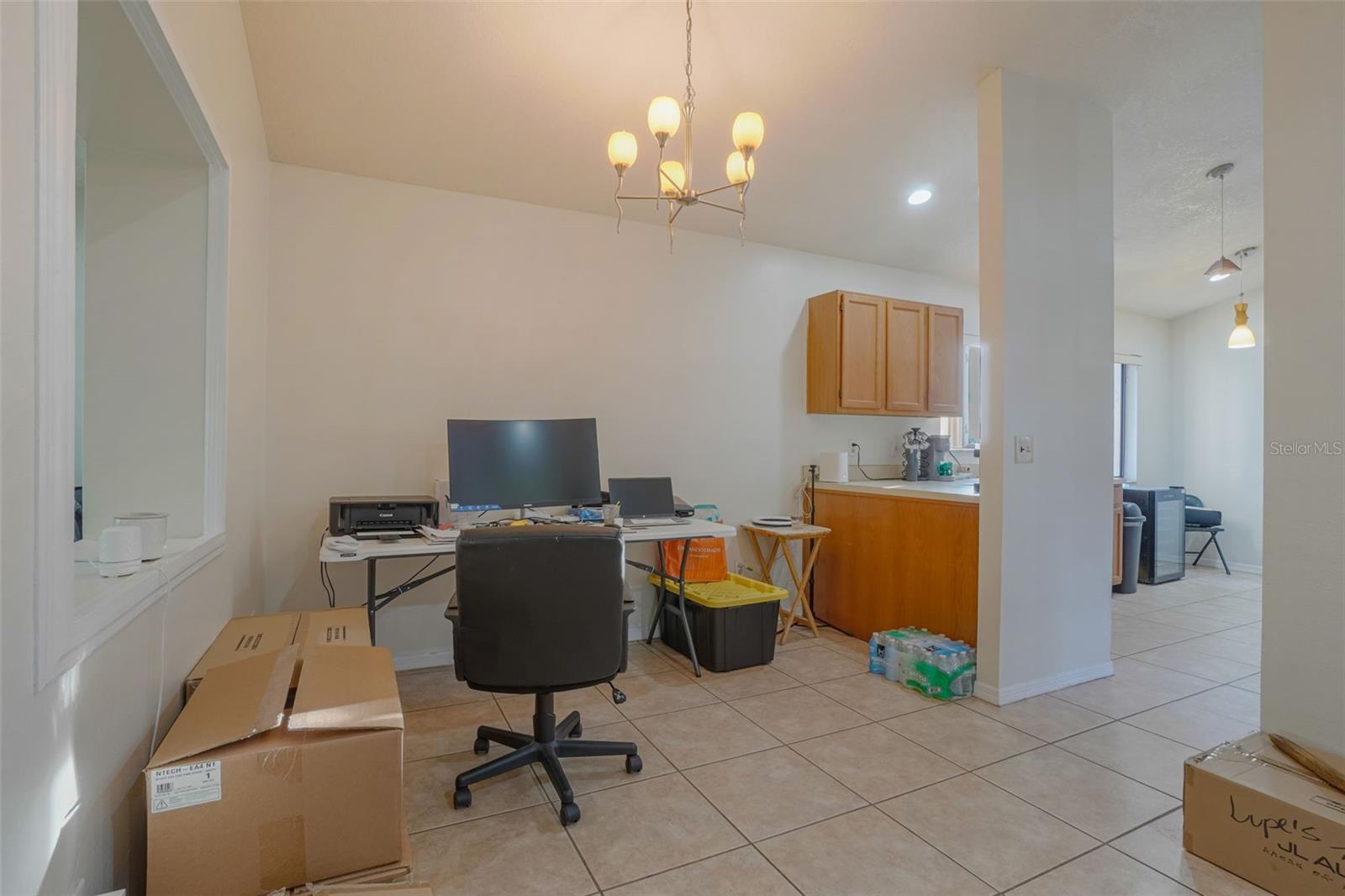 Image 4 of 23 For 137 River Chase Drive