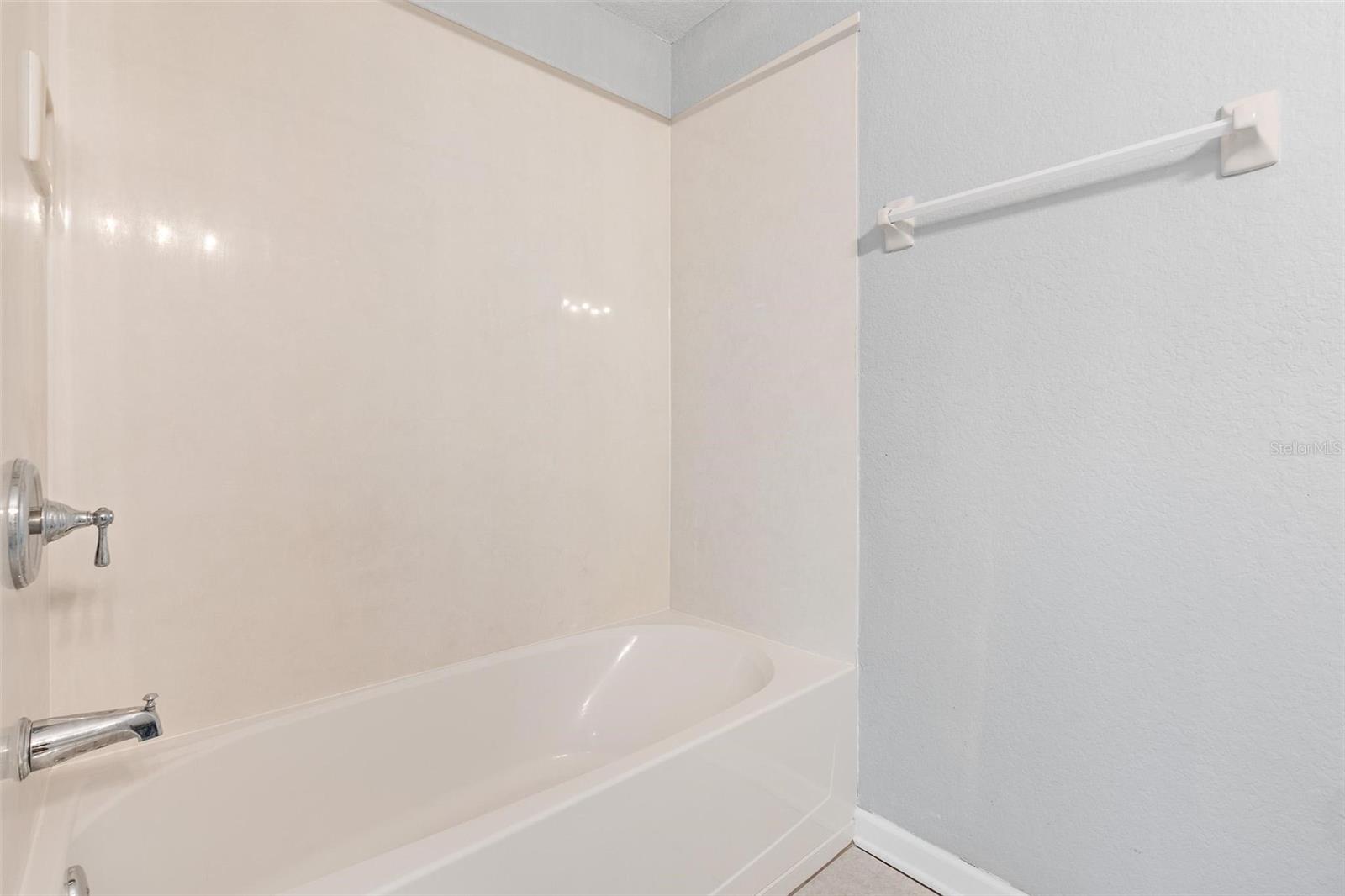 Image 14 of 58 For 8316 Fontera Drive