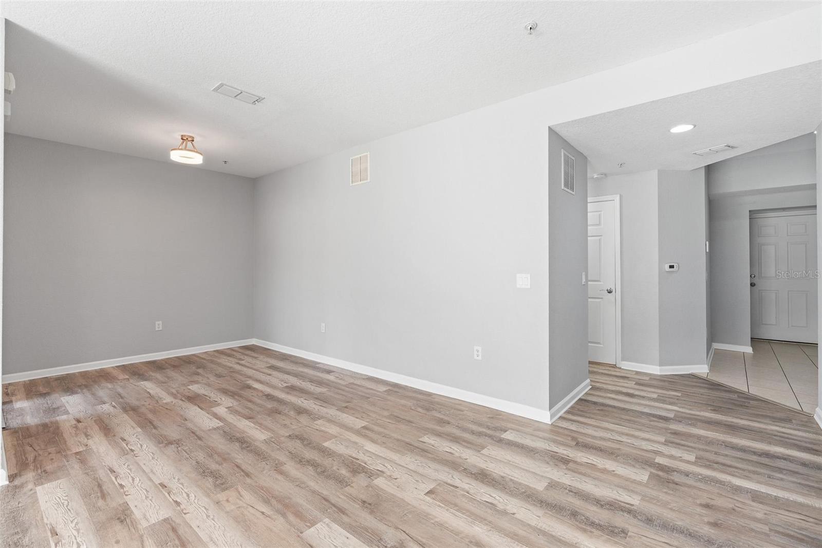 Image 19 of 58 For 8316 Fontera Drive