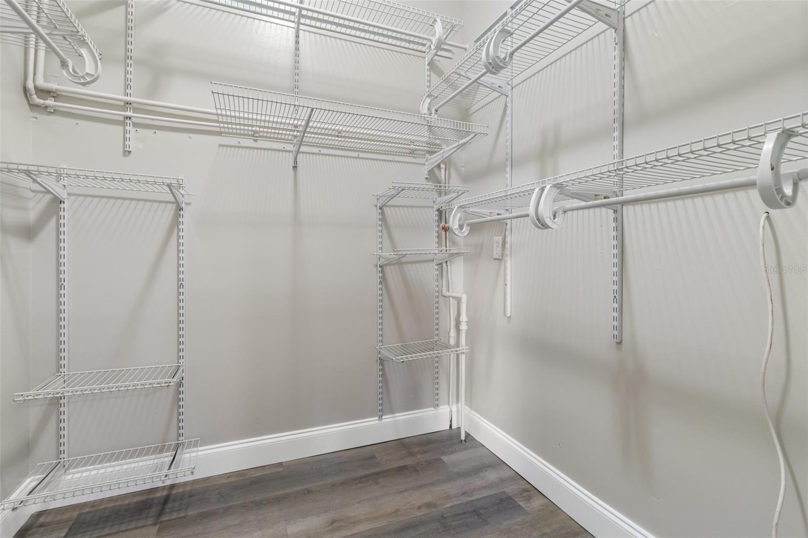 Image 20 of 24 For 150 Lynbrook Drive