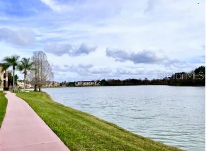 Image 3 of 17 For 1969 Summer Club Drive 115