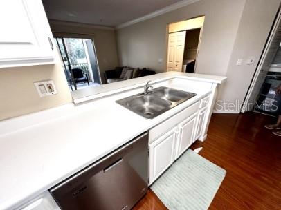 Image 6 of 17 For 1969 Summer Club Drive 115