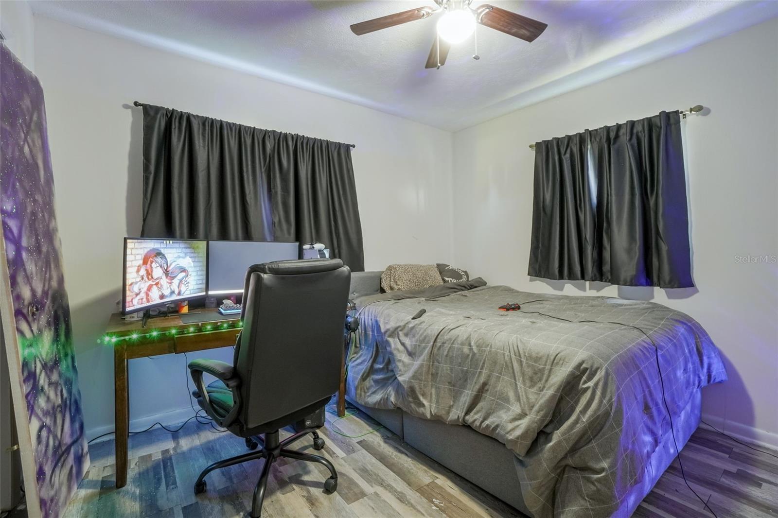 Image 20 of 26 For 1605 Puritan Avenue