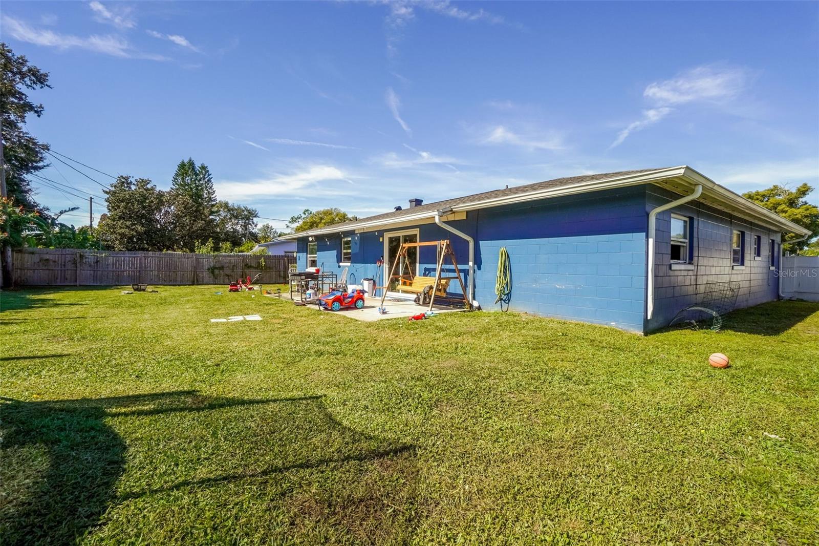 Image 25 of 26 For 1605 Puritan Avenue