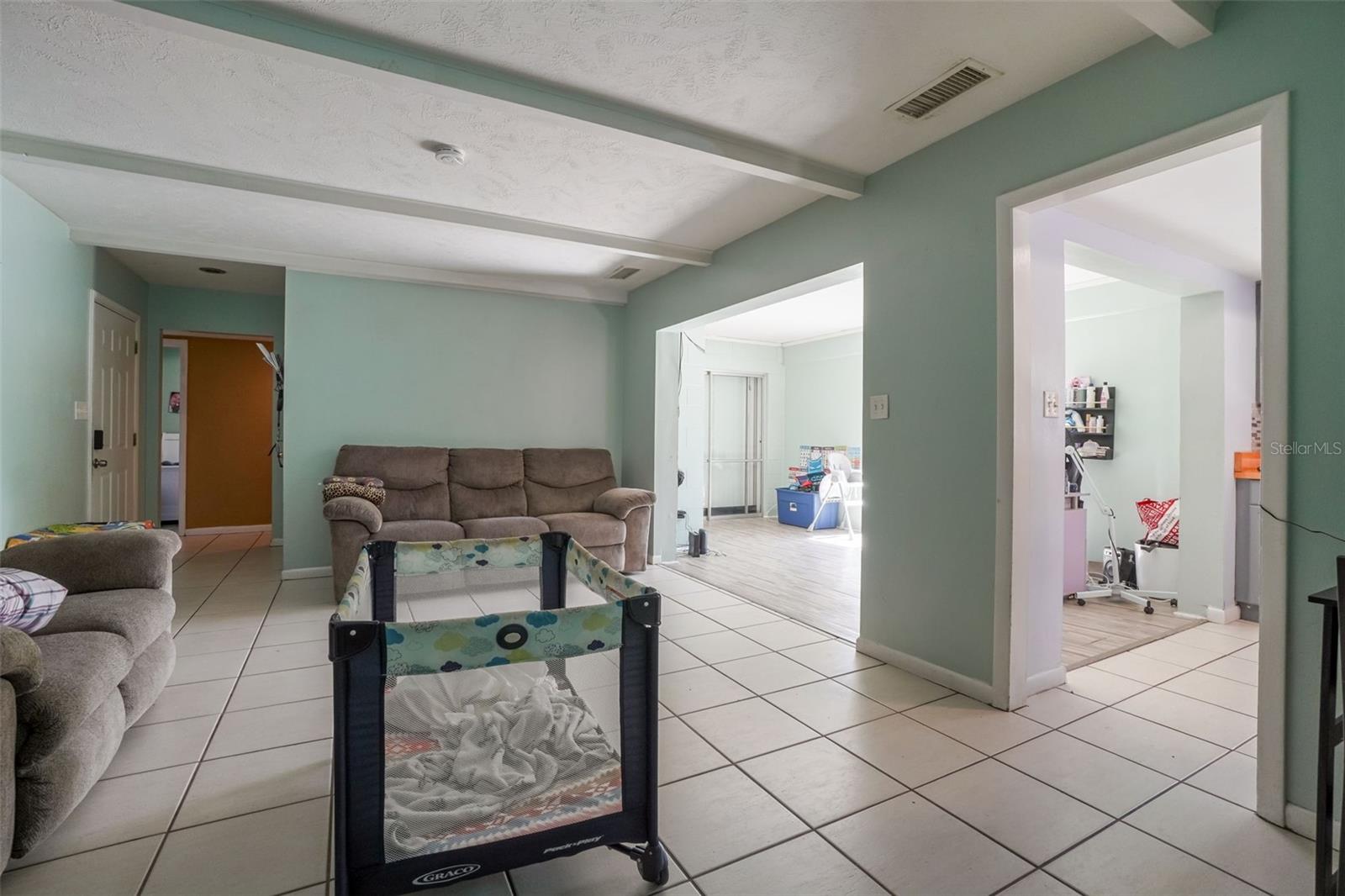 Image 6 of 26 For 1605 Puritan Avenue