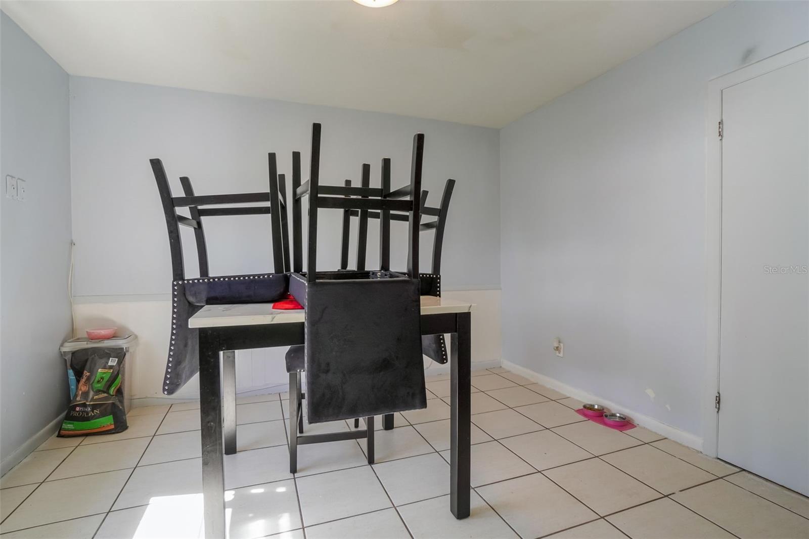 Image 9 of 26 For 1605 Puritan Avenue