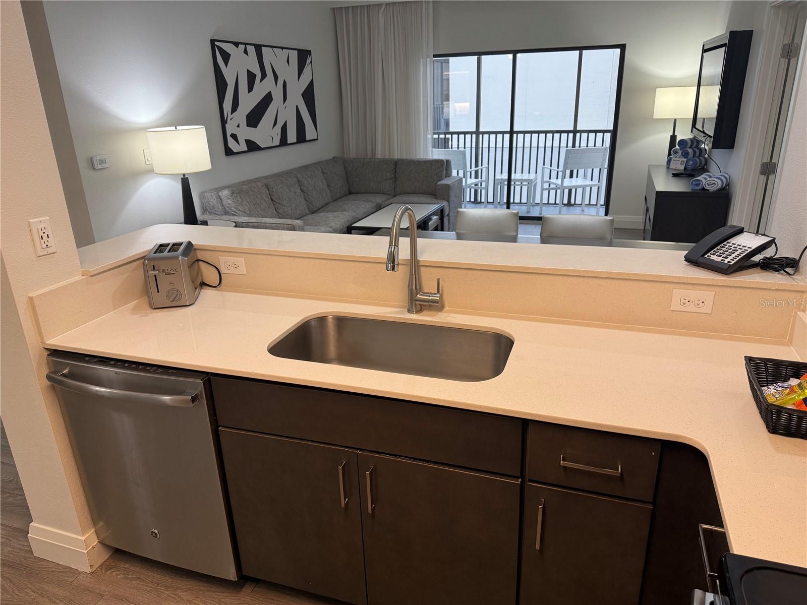 Image 15 of 57 For 14501 Grove Resort Avenue 3712