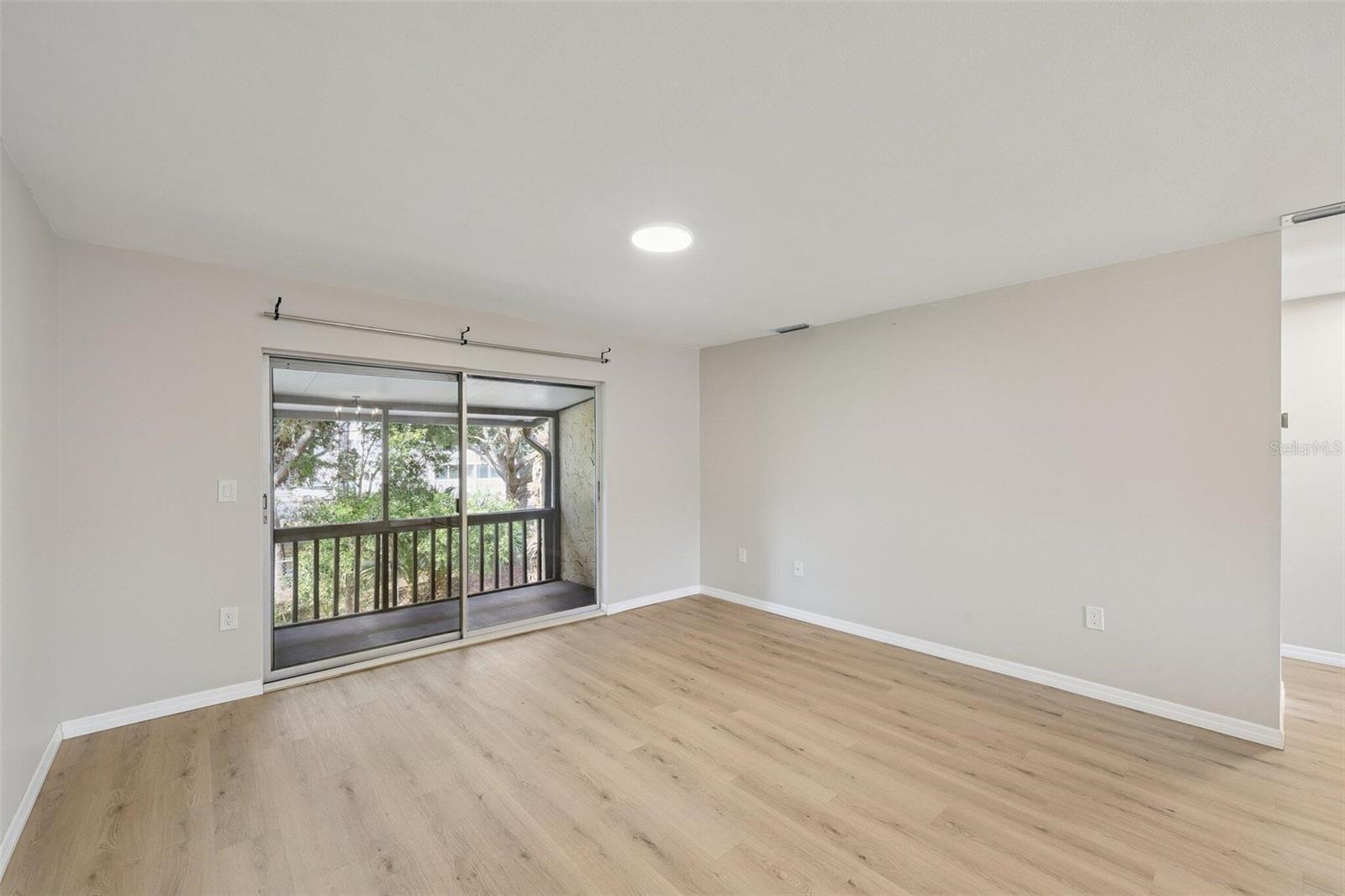 Image 10 of 22 For 2625 Pine Lake Terrace D