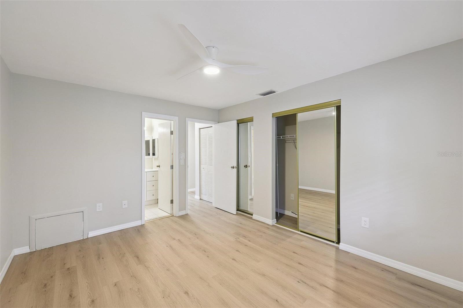 Image 18 of 22 For 2625 Pine Lake Terrace D