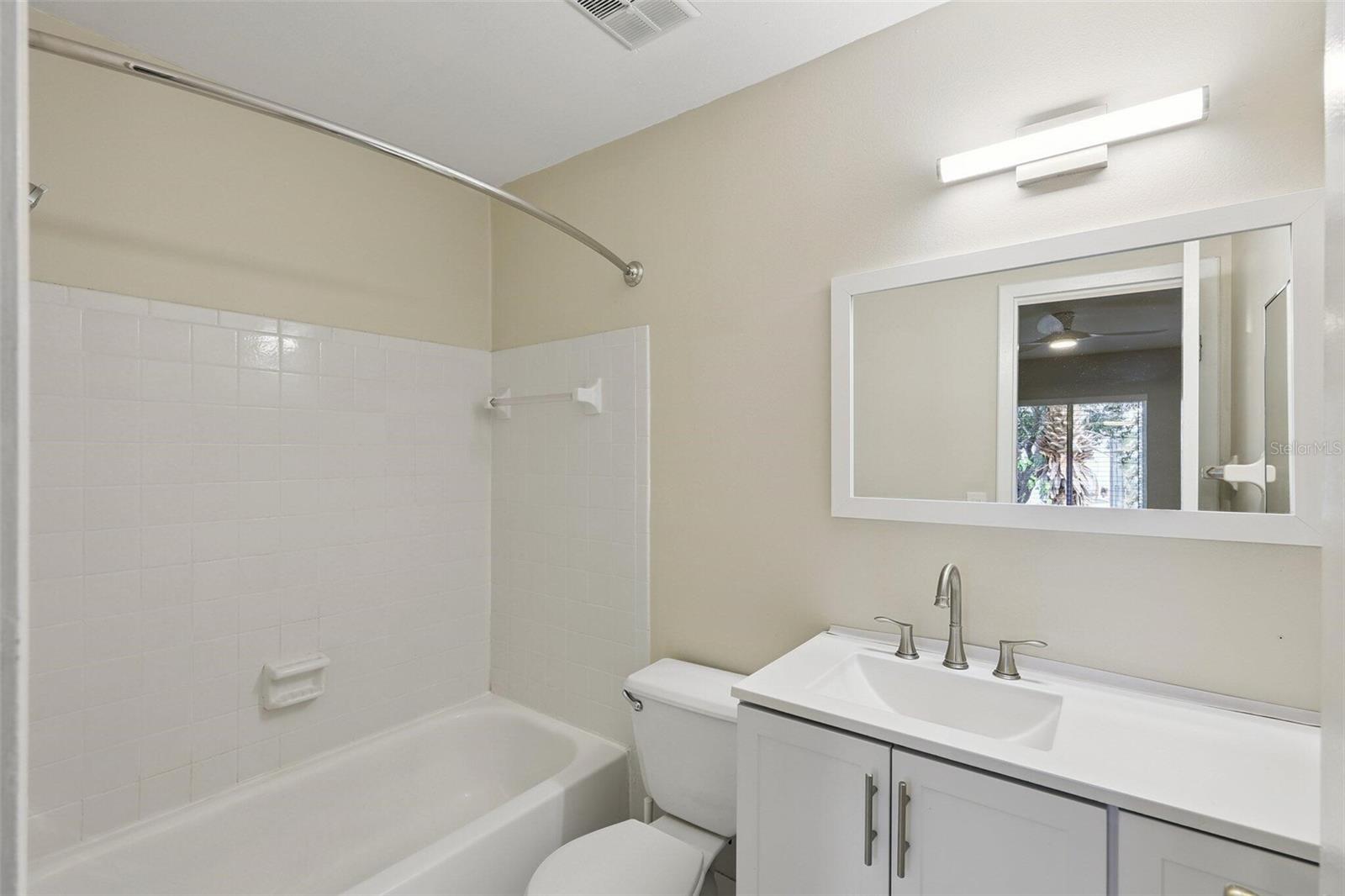 Image 20 of 22 For 2625 Pine Lake Terrace D