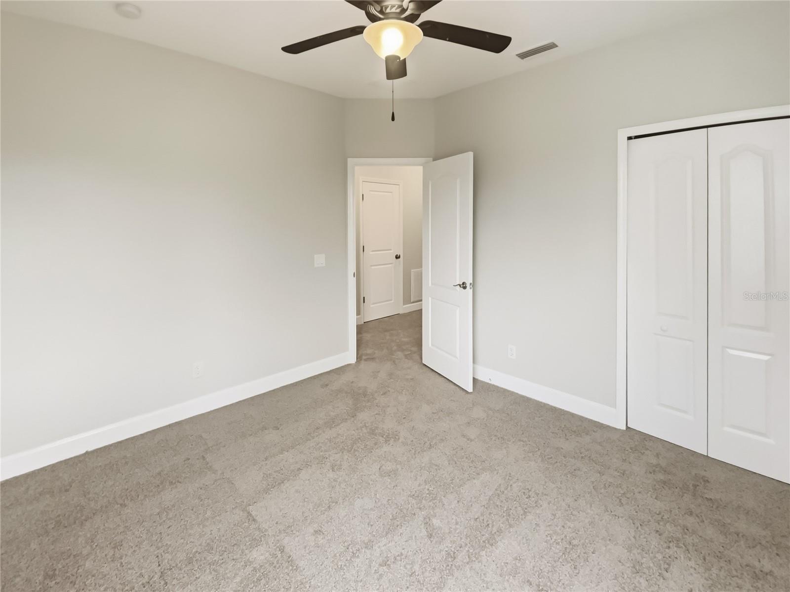 Image 30 of 38 For 4307 Rustic Pine Place