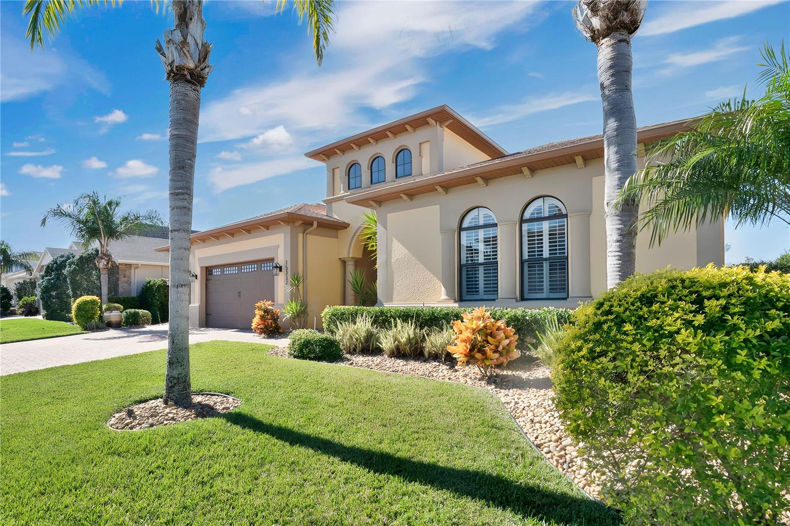 Image 3 of 62 For 15332 Johns Lake Pointe Boulevard