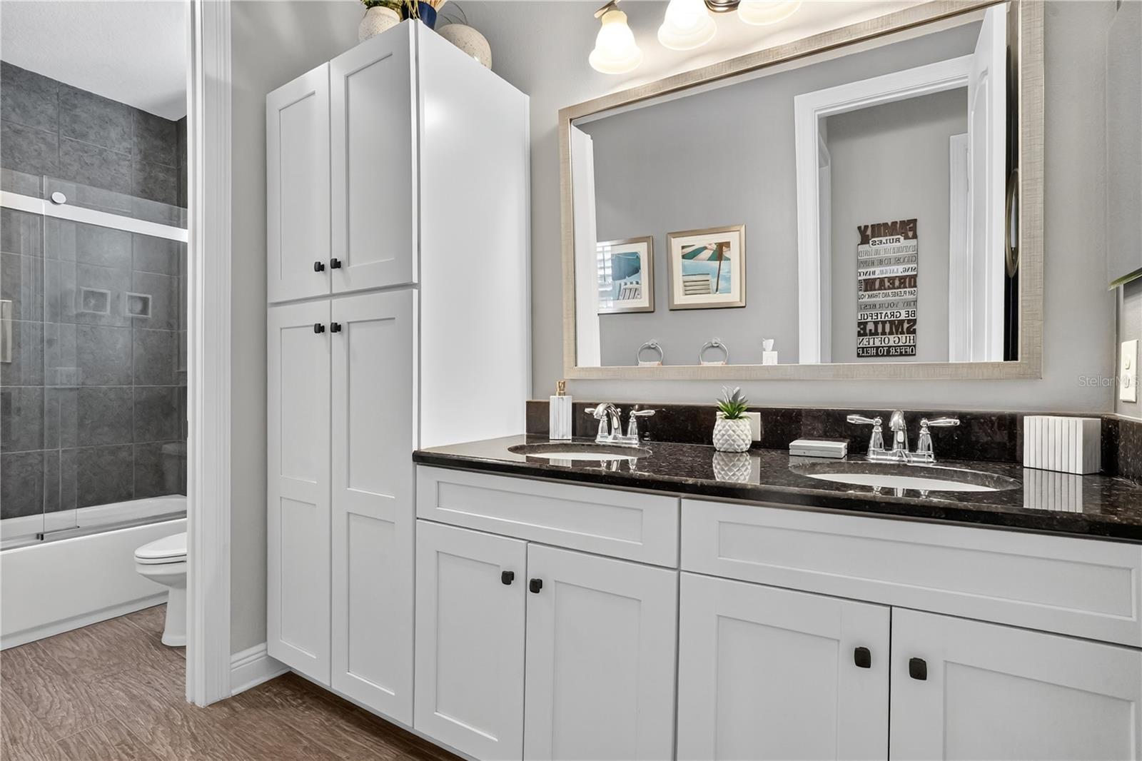 Image 32 of 62 For 15332 Johns Lake Pointe Boulevard