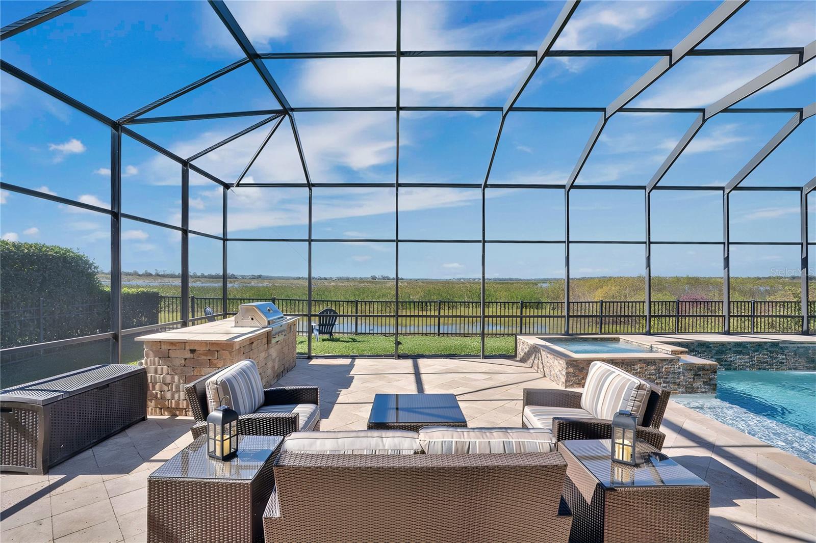 Image 45 of 62 For 15332 Johns Lake Pointe Boulevard