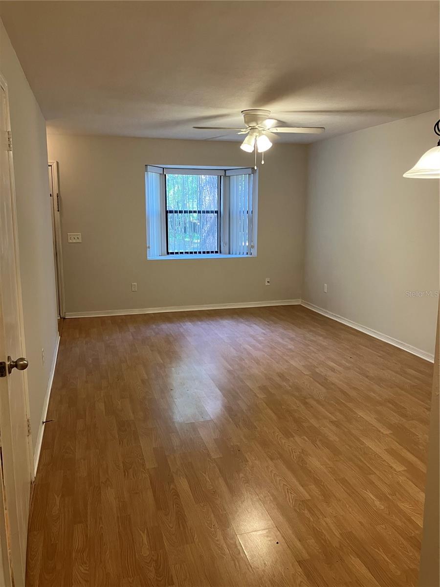 Image 3 of 28 For 6901 44th Avenue