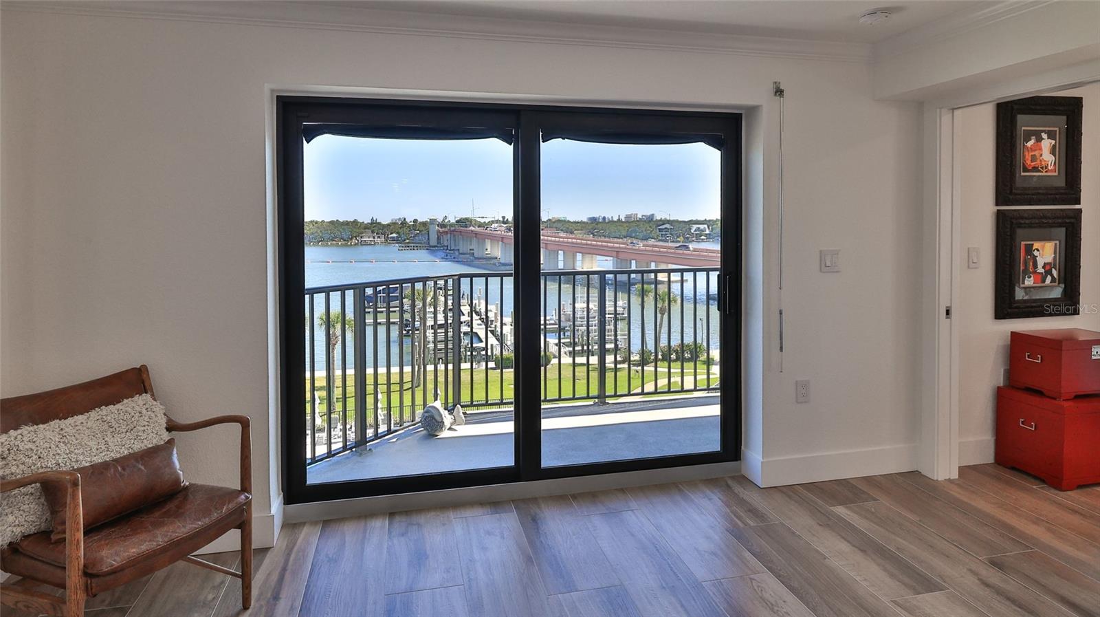 Image 16 of 75 For 501 Causeway  3070