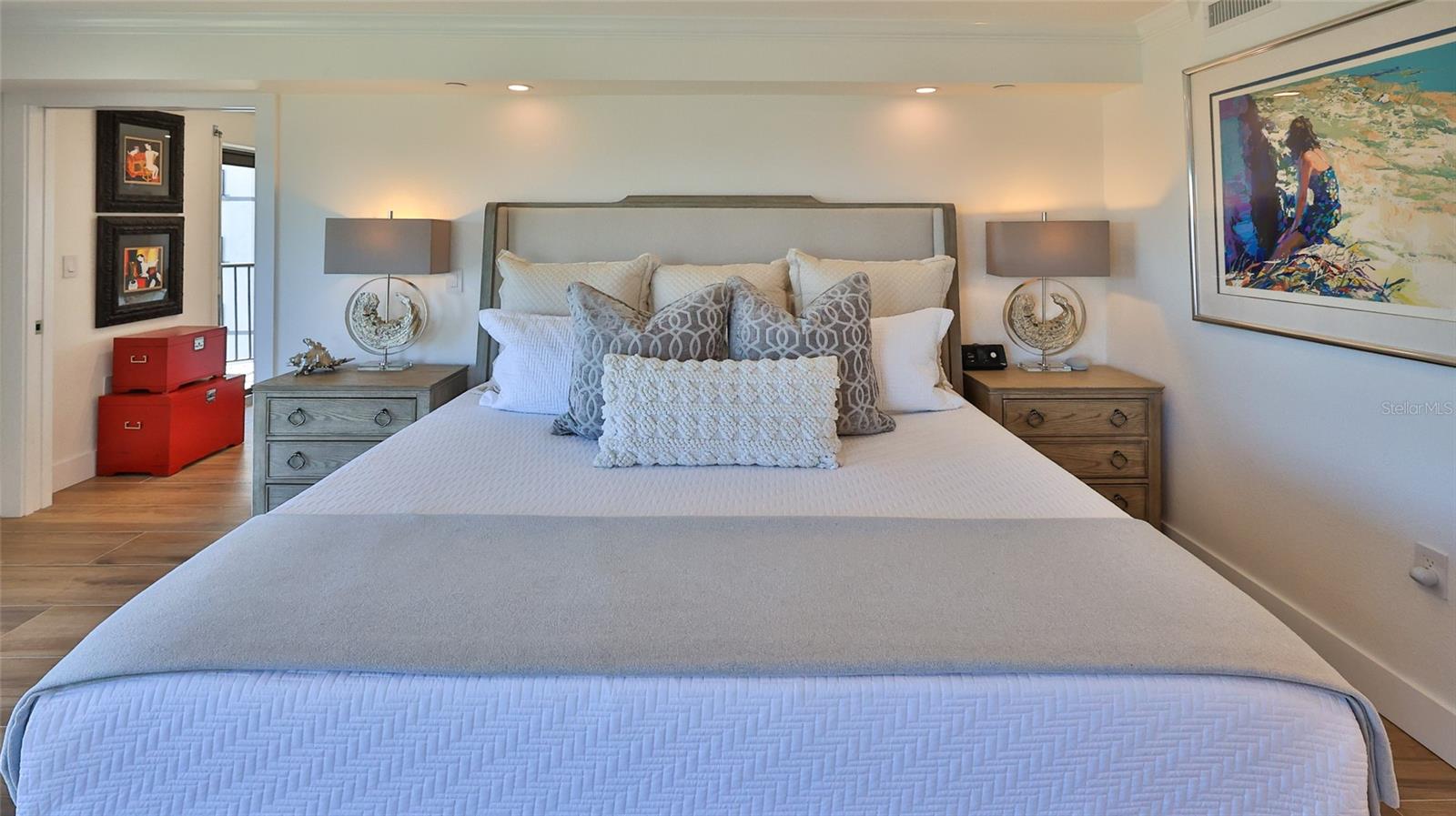 Image 17 of 75 For 501 Causeway  3070