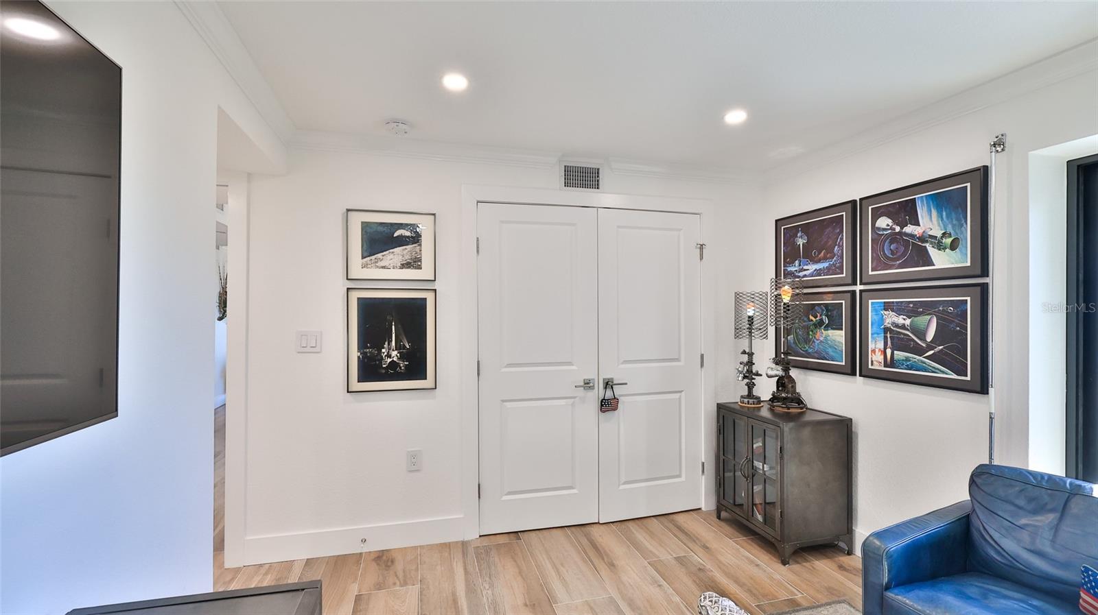 Image 26 of 75 For 501 Causeway  3070