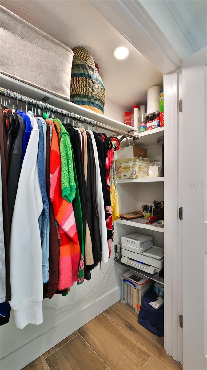 Image 28 of 75 For 501 Causeway  3070